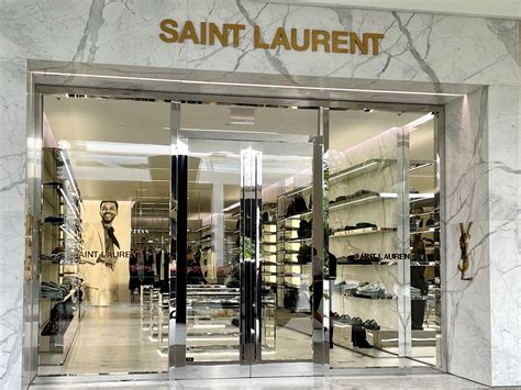 yves saint laurent store